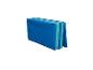 Opvouwbare turnmat in blauwe en turquoise tinten.