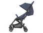 Een Maxi-Cosi buggy, donkerblauw, gevouwen.