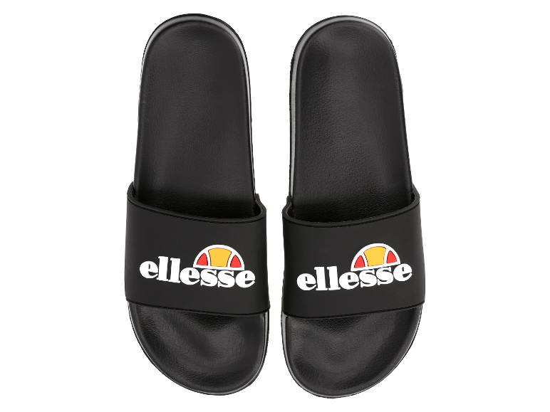 Zwarte Ellesse slippers: comfort en stijl.
