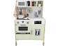 Houten speelkeuken voor kinderen met magnetron, oven, gootsteen en koelkast.