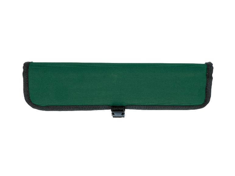 Een groene stoffen gereedschapsrol met zwarte bies en een plastic gesp.