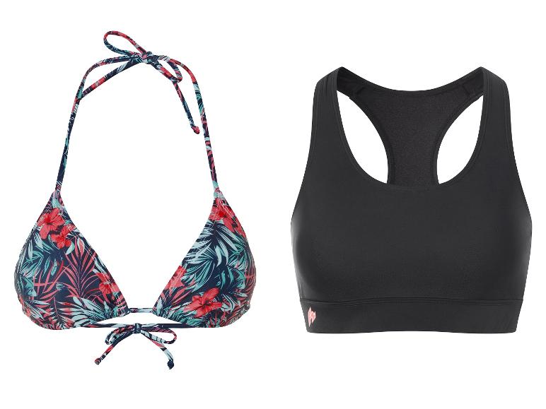 Tropische bloemen bikini top en zwarte sportbeha.