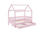 Een roze kinderbed met een huisvormig hoofdeinde en twee lades.