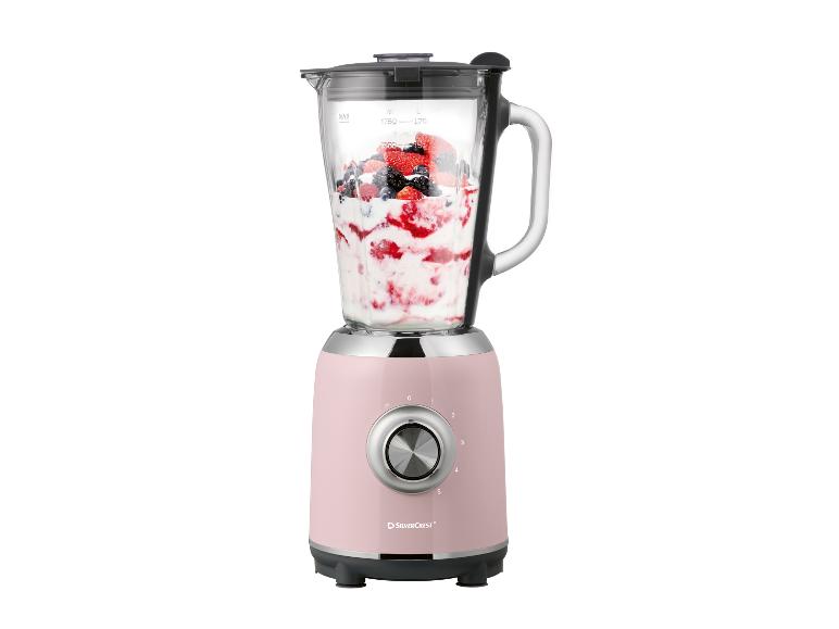 Roze SilverCrest blender met fruitsmoothie.
