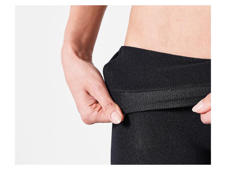 Zwarte leggings met een brede tailleband.