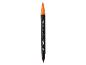 Oranje dual tip marker met penseelpunt en fijne punt, gelabeld 'DUAL TIP MARKER'
