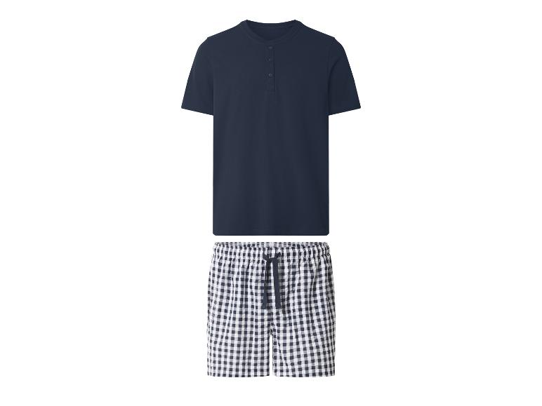 Herenpyjama met korte mouwen en geruite shorts.