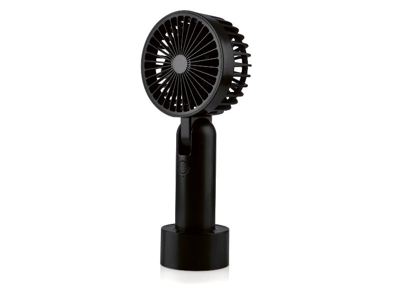 Een stijlvolle, zwarte handventilator op een voet.