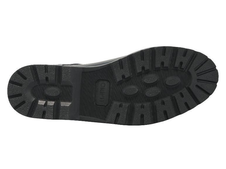 Zwarte zool van een schoen met het merk Chiruca.