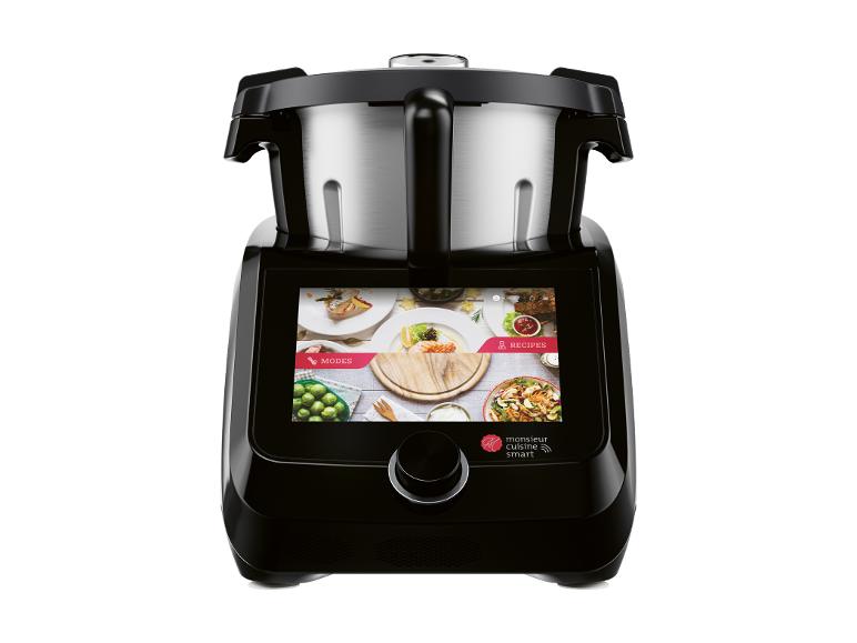 Zwart slim keukenapparaat met touchscreen dat recepten en kookmodi toont.