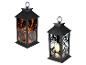 Decoratieve Halloween lantaarn met pompoenen en 'Happy Halloween', en lantaarn met boom en raven.