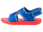 Blauwe sandalen met rode zool en een Spiderman-print.