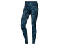 Donkerblauwe leggings met bloemenprint.