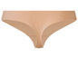 Een beige string onderbroek.