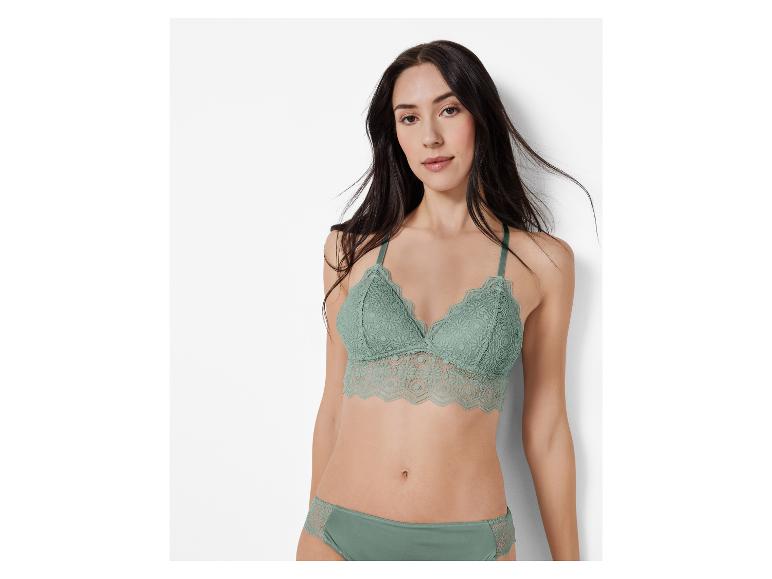 Sagegroene kant bh en slipje.