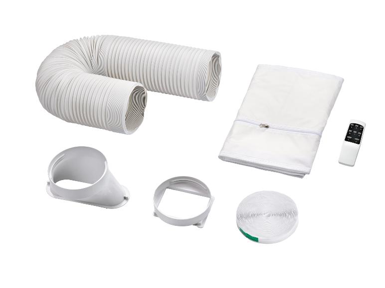 Accessoirekit voor draagbare airconditioner met ventilatieslang, adapters, raamafdichting en afstandsbediening.
