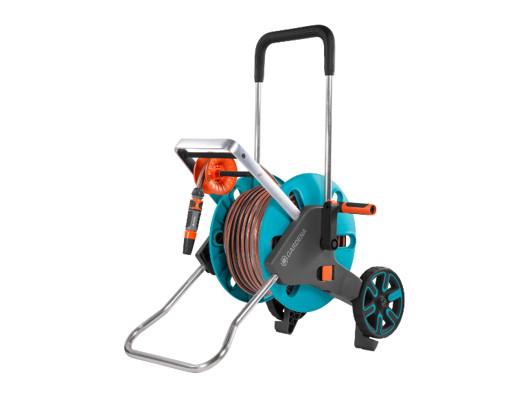 Gardena tuinsproeiwagen: slang, spuitmond en accessoires.