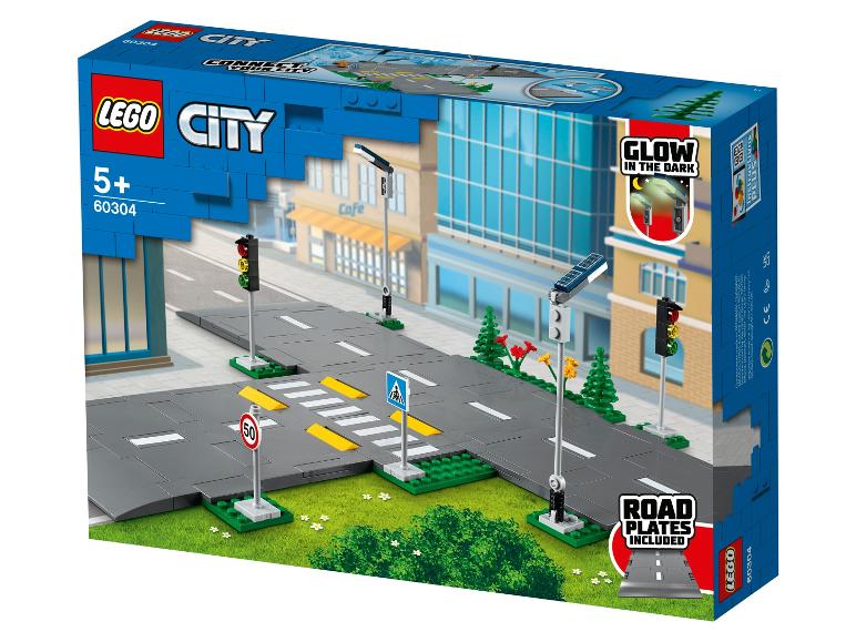 LEGO City: bouwset met verkeerslichten, borden en wegplaten, glow-in-the-dark elementen.