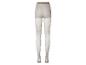Beige panty op een witte achtergrond.