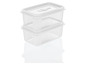 Twee doorzichtige plastic opbergdozen, gestapeld.