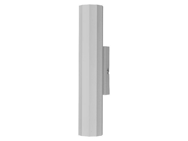Moderne, witte, zeshoekige wandlamp.