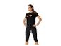 Zwarte sport top en legging.