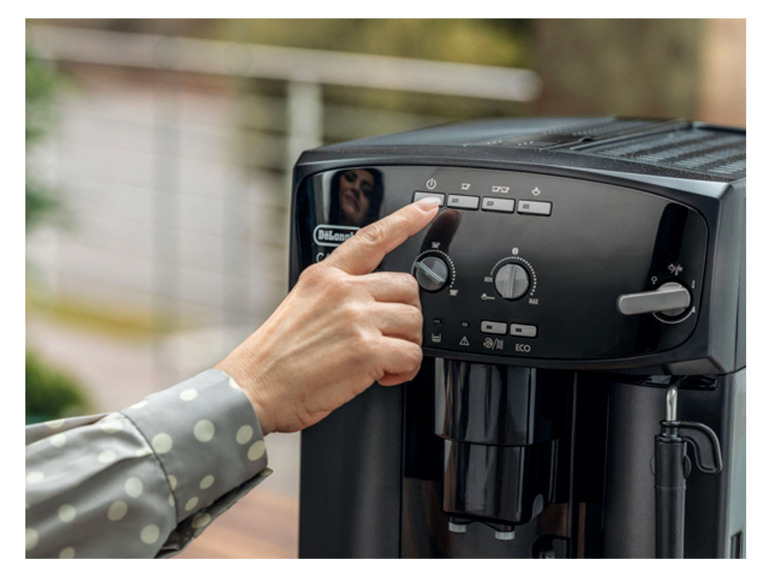 Ga naar volledige schermweergave: Delonghi Volautomatische espressomachine ESAM 2900.B - afbeelding 6