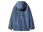 Een blauwe windjack met capuchon.