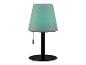 Design tafellamp met turquoise kap en zwarte voet.
