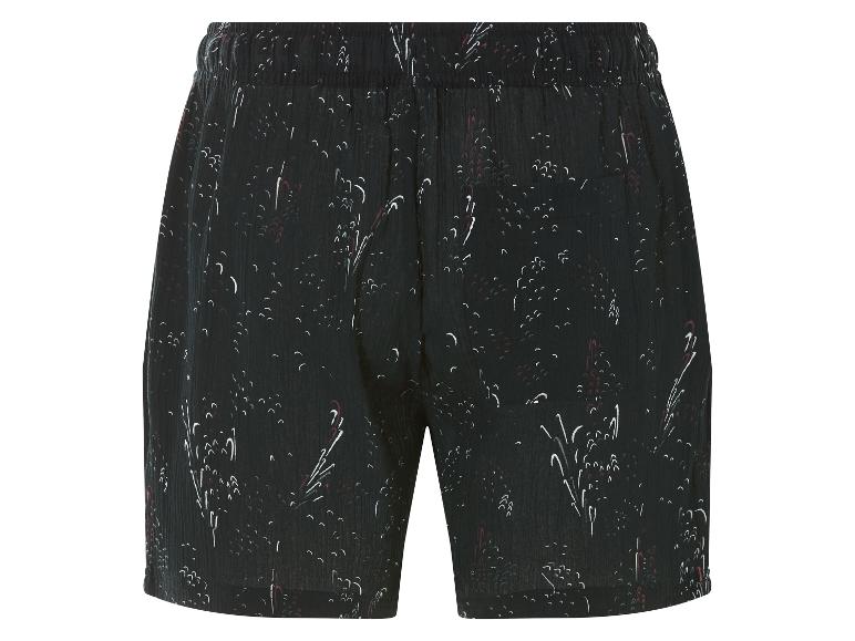 Zwarte shorts met een gestileerd bloemenpatroon.