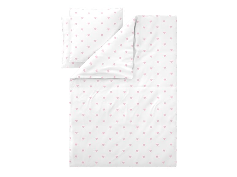 Wit beddengoedset met roze hartjespatroon