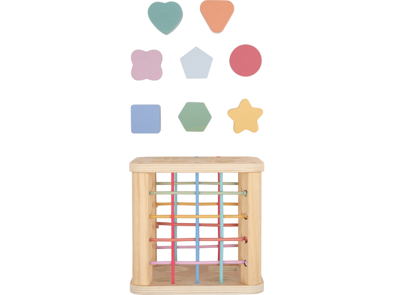 Houten vormensorteerder met kleurrijke elastieken en diverse pastelkleurige vormen.