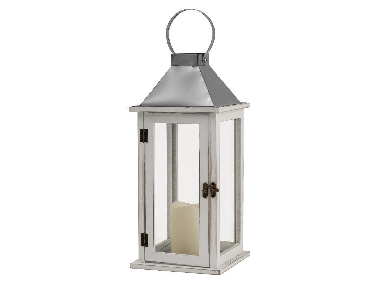 Witte houten decoratieve lantaarn met metalen dak en kaars