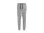 Grijze heren joggingbroek met zwart trekkoord en een klein zwart logo.