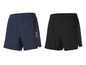 Twee paar blauwe en zwarte hardloopshorts.