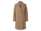 Lange beige damesjas met dubbele knoopsluiting.