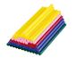 Gele, roze, rode, blauwe en groene lijmstokken.