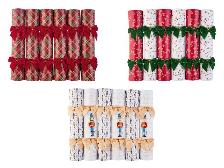 LIVARNO® Party Konfetti Knaller: drie sets kerstcrackers met strikken en feestelijke patronen.