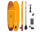 Een opblaasbaar Aqua Marina Fusion paddleboard met accessoires, inclusief peddel, pomp en rugzak.