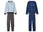 Twee fleece pyjamasets, één lichtblauw met grijze broek en één donkerblauw met een gamecontrollerprint.