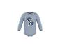 Lichtblauwe babybody met lange mouwen, Mickey Mouse-motief en letters.