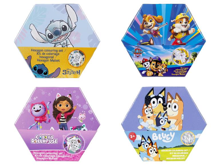 Zeshoekige kleursets met Stitch, Paw Patrol, Gabby's Dollhouse en Bluey.