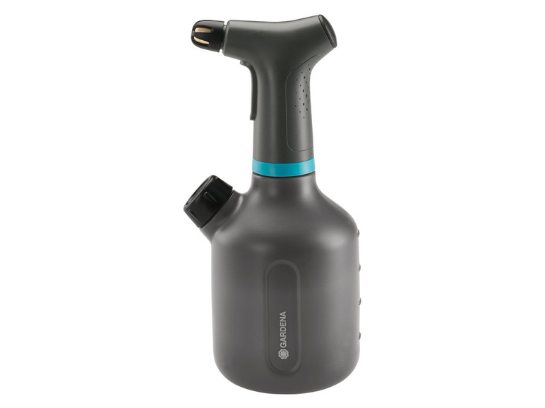Gardena spuitfles voor plantenbespuiting.