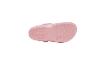 Zool van een roze slipper met antislip patroon