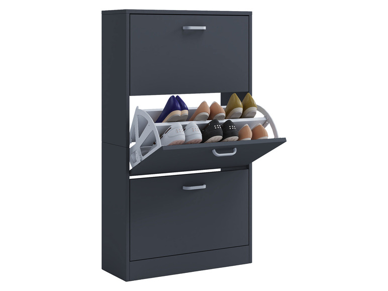 Een donkergrijze schoenenkast met open vakken en een schuiflade.