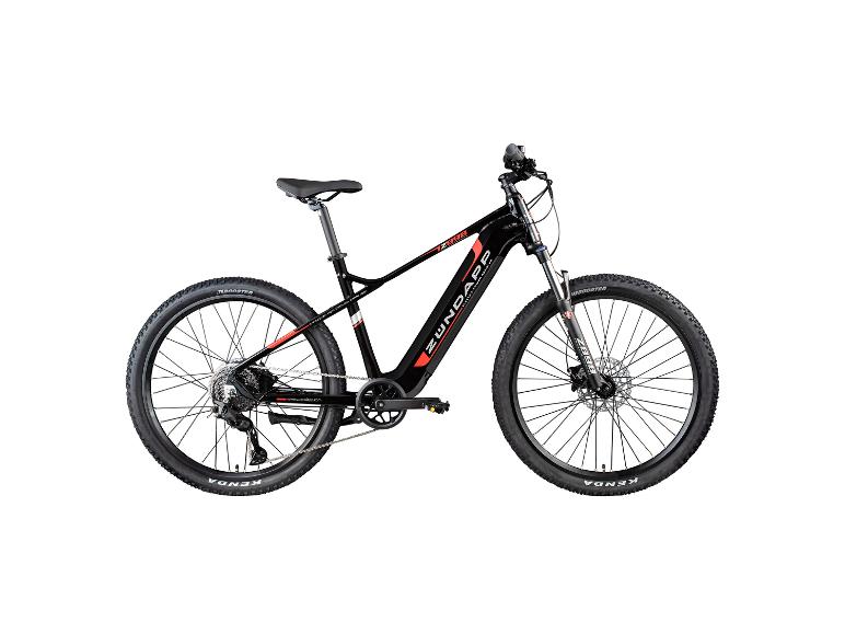 Zwarte elektrische mountainbike met rode accenten en banden met profiel.