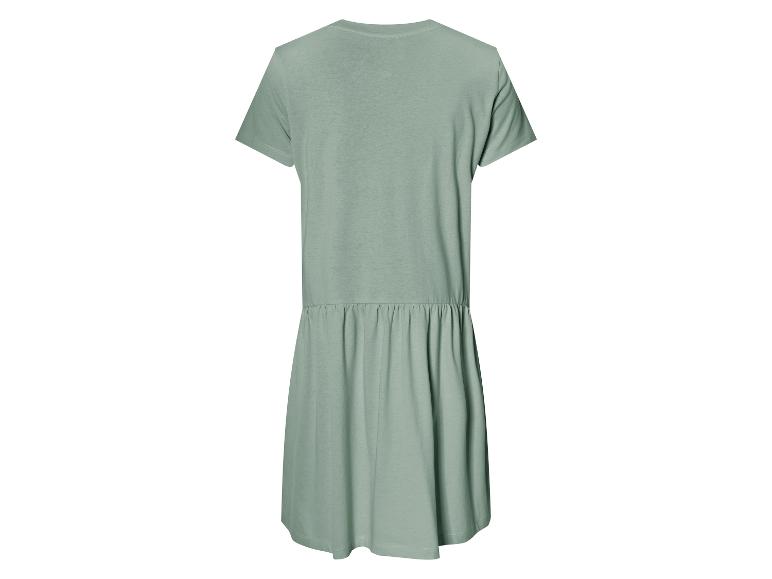 Saliegroene t-shirtjurk, casual stijl.