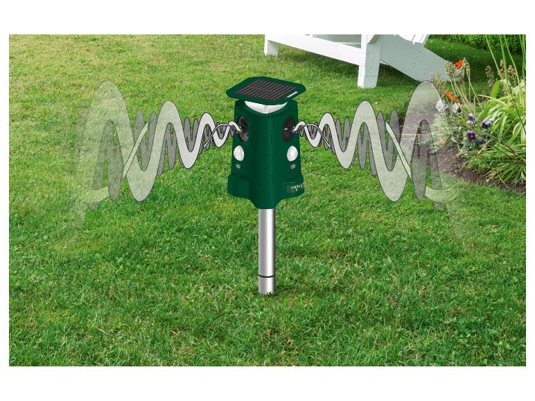 PARKSIDE op zonne-energie werkende dierenverjager in de tuin