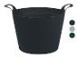 Een zwarte plastic emmer met handvatten.