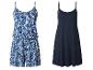 Blauw-wit gestreepte korte jumpsuit en marineblauwe camisolejurk.